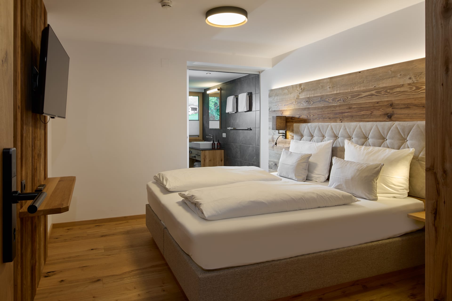 Top 2 — Suite M125° (4)