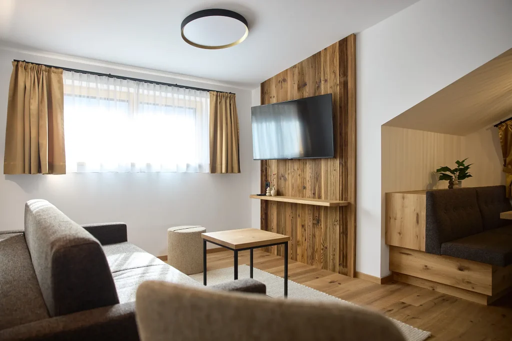 Wohnzimmer Suite Top 11