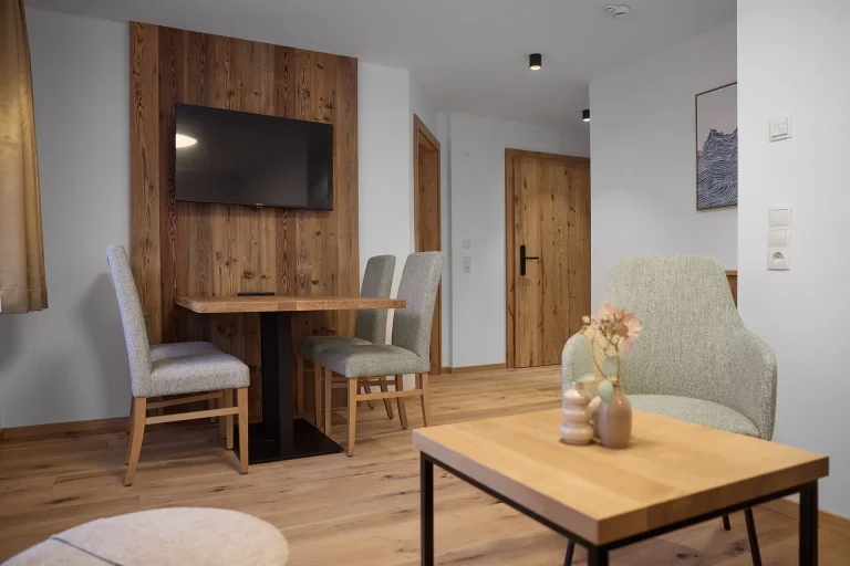 Wohnraum Suite Top 7